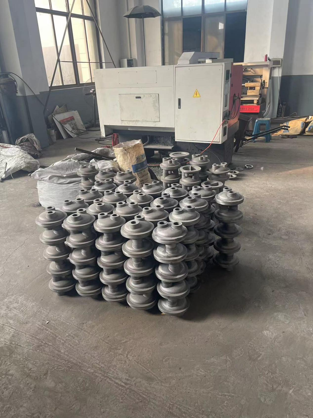 列管式冷卻器封頭成品區(qū)