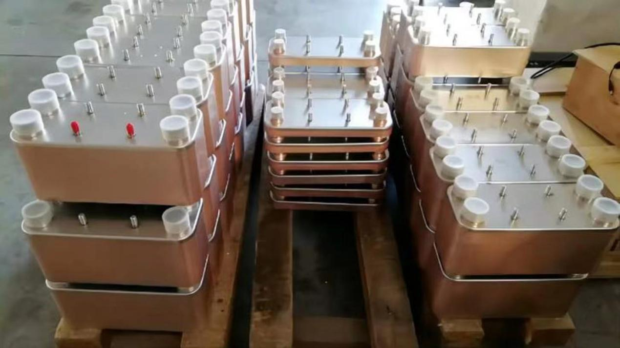 釬焊式板式換熱器待包裝區(qū)