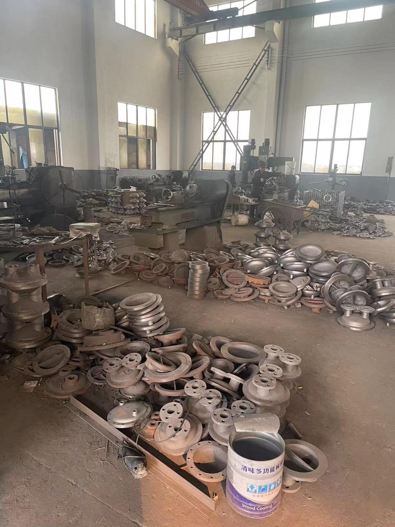 列管式冷卻器封頭半成品生產(chǎn)區(qū)